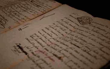 Visite guidée de nuit des Archives départementales