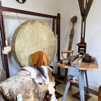 Visite libre du Musée du Cuir et du Parchemin