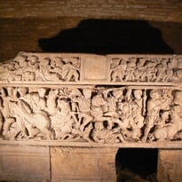 L'église Saint-Etienne et ses cryptes